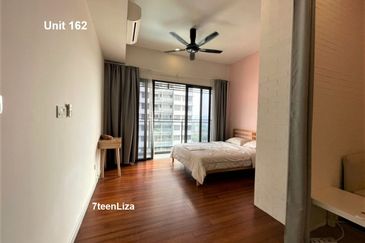 Biji Living (Seventeen Residences)