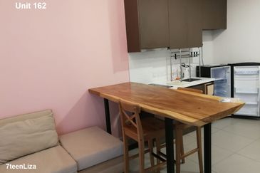 Biji Living (Seventeen Residences)