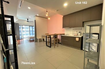 Biji Living (Seventeen Residences)