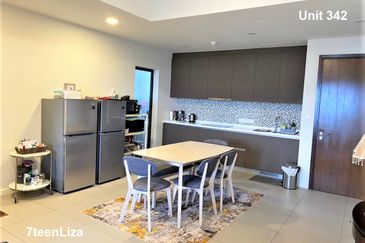 Biji Living (Seventeen Residences)