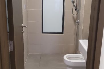 Biji Living (Seventeen Residences)