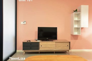 Biji Living (Seventeen Residences)