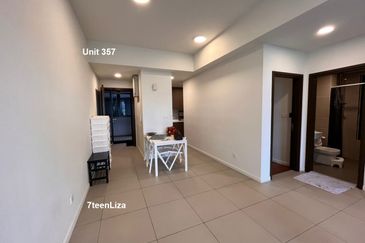 Biji Living (Seventeen Residences)