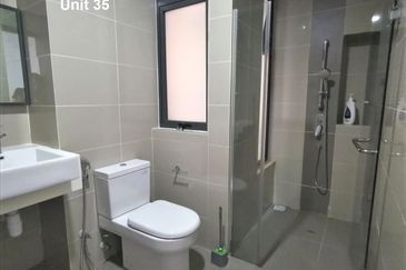 Biji Living (Seventeen Residences)