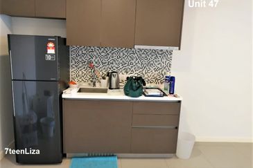 Biji Living (Seventeen Residences)