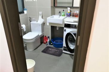 Biji Living (Seventeen Residences)