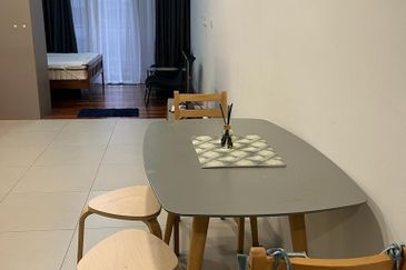 Biji Living (Seventeen Residences)