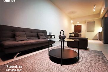 Biji Living (Seventeen Residences)