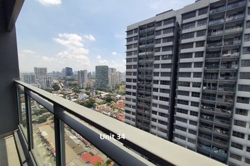 Biji Living (Seventeen Residences)