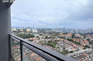 Biji Living (Seventeen Residences)
