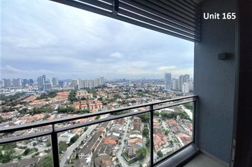 Biji Living (Seventeen Residences)