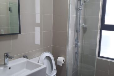 Biji Living (Seventeen Residences)