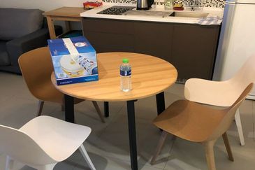 Biji Living (Seventeen Residences)