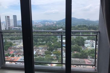 Biji Living (Seventeen Residences)