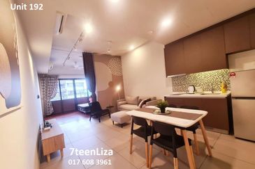 Biji Living (Seventeen Residences)