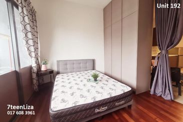 Biji Living (Seventeen Residences)