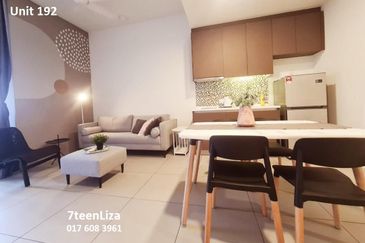 Biji Living (Seventeen Residences)
