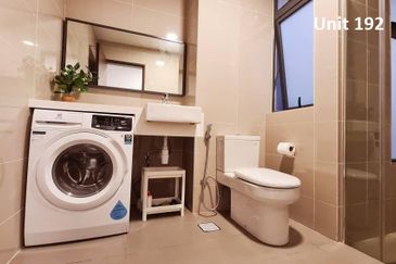 Biji Living (Seventeen Residences)