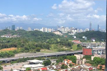 Biji Living (Seventeen Residences)