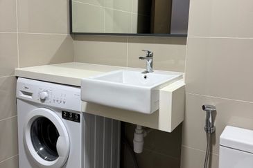 Biji Living (Seventeen Residences)