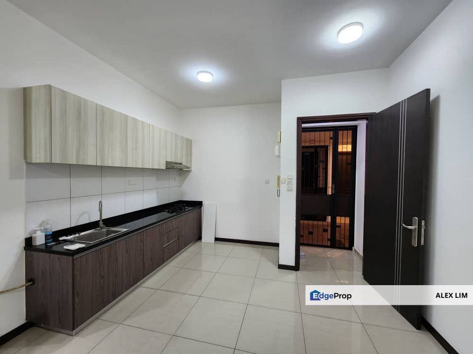 Molek Regency Studio For Sale Jb Ciq 10min Below Market Price Good Deal, Johor, Johor Bahru