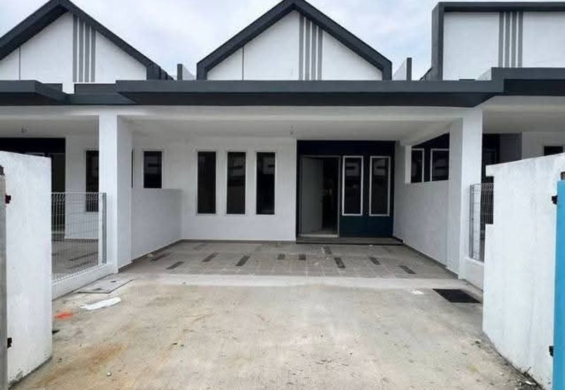 J1 RESIDENCE TAMAN JENDERAM HILIR