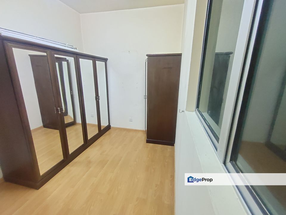 Partly furnish corner lot Batu Caves Rumah sewa renovated Selayang Kepong Jalan Ipoh , Selangor, Batu Caves 