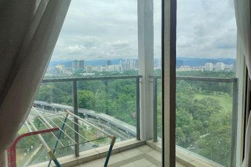 231 TR Serviced Suite