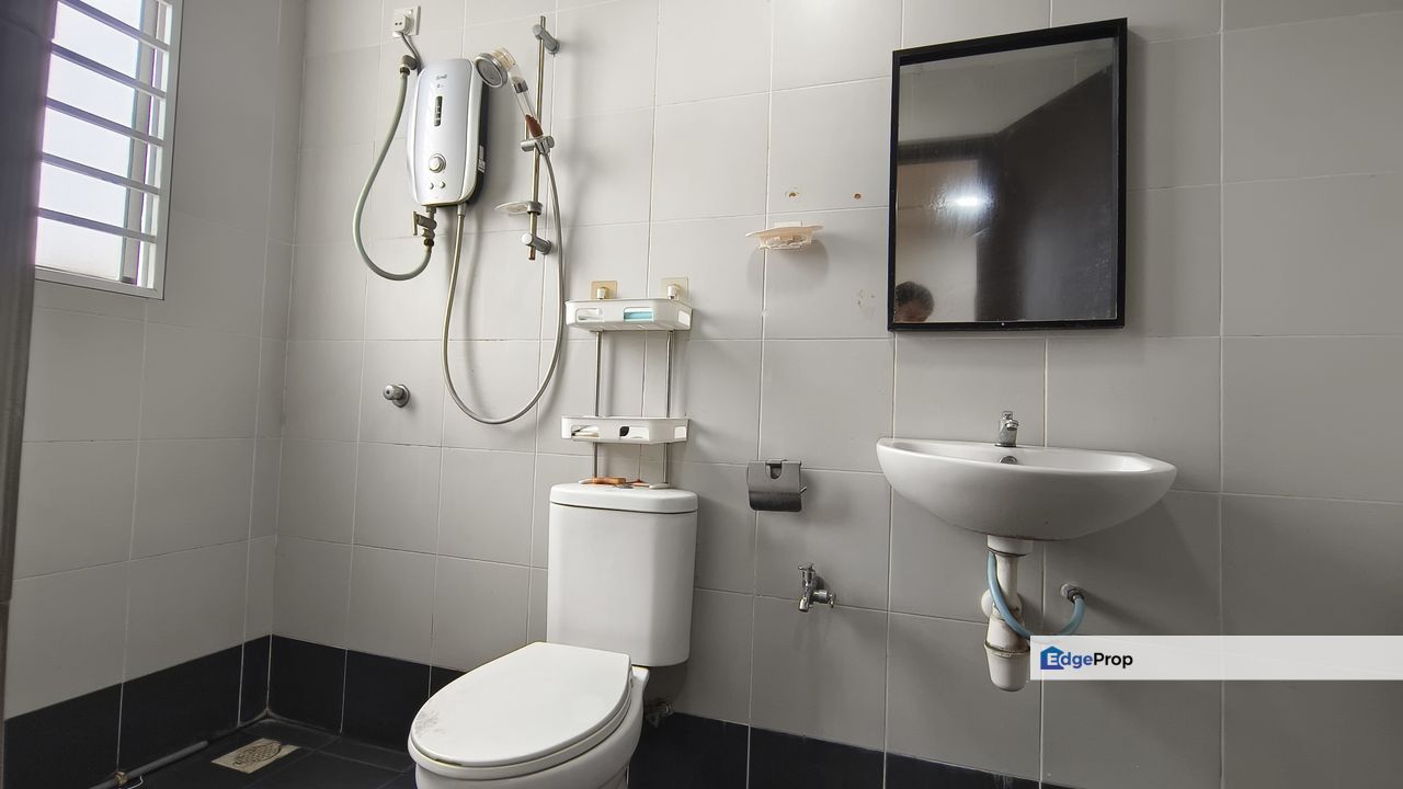 Amara residence Batu Caves renovated below market price Gombak Selayang , Kuala Lumpur, Gombak