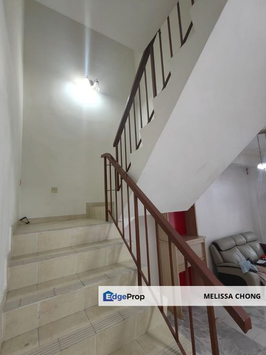 Taman Serdang Raya Partial Furnished Double Storey For Rent, Selangor, Seri Kembangan