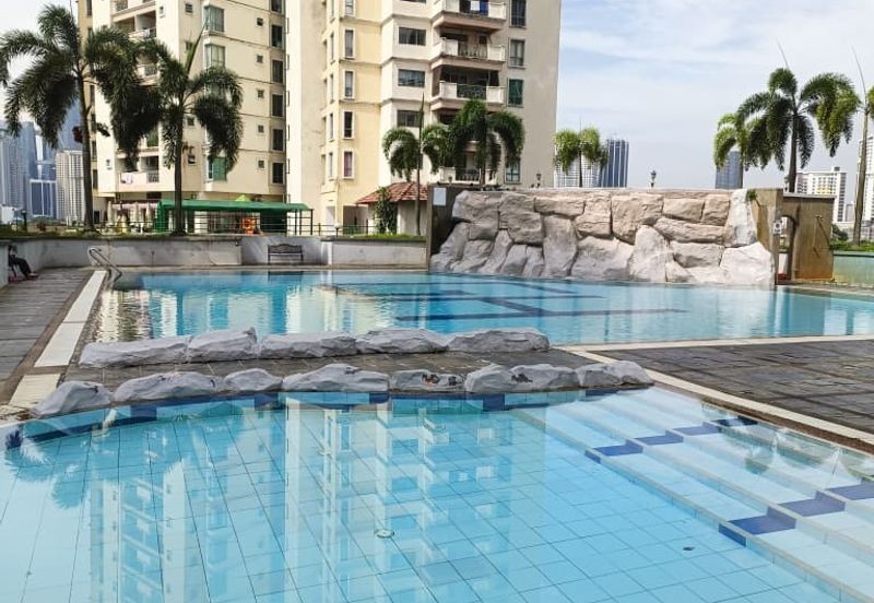 Kondominium Gurney Heights