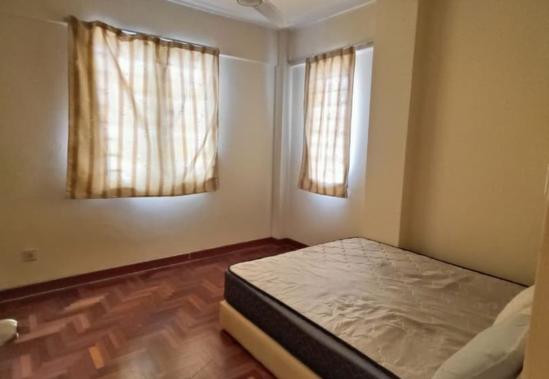 Kondominium Gurney Heights