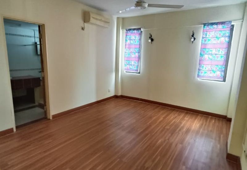 Kondominium Gurney Heights