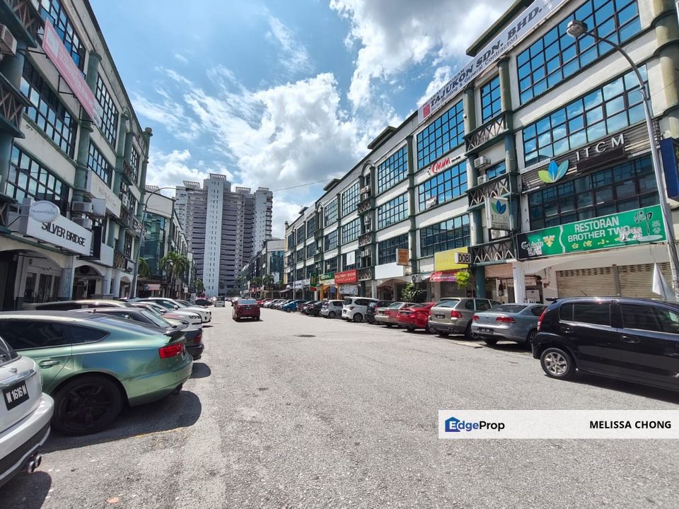 Serdang Perdana Commercial  Office 5 mins walking distance to MRT station For  Sale, Selangor, Seri Kembangan
