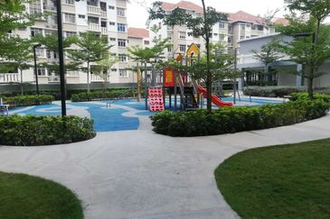 Fortune Perdana Lakeside Residences