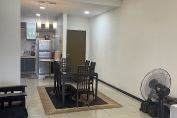 Rosvilla Condominium