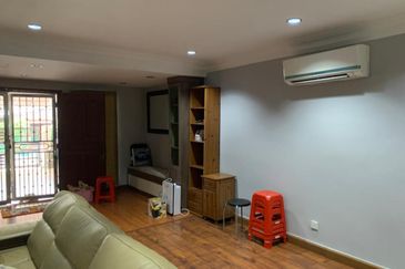 Bandar Menjalara (Desa Seri Mahkota)