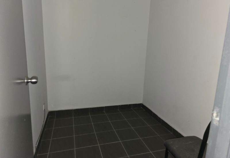 Riverdale @ USJ One Park