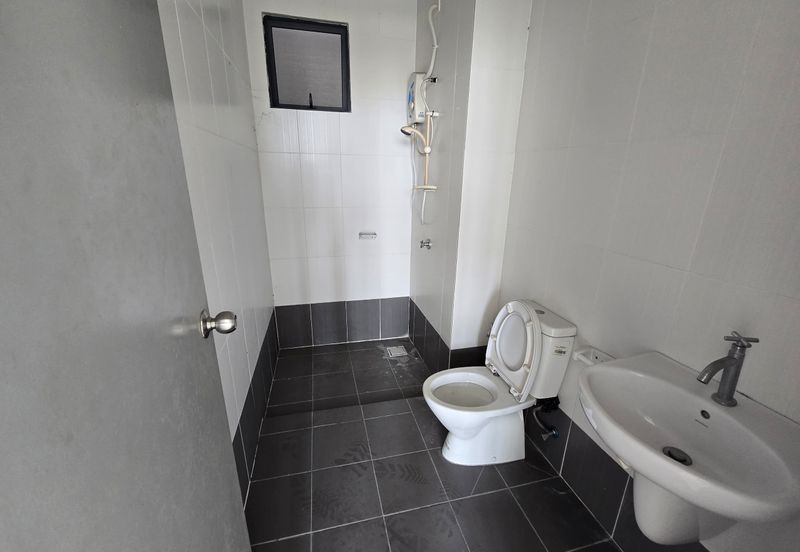 Riverdale @ USJ One Park