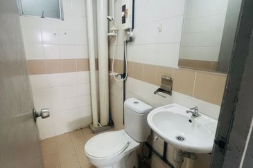 PUNCAK BANYAN CONDOMINIUM