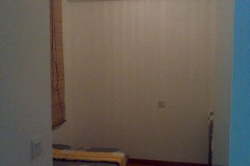 38 Bidara Condominium