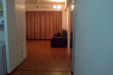 38 Bidara Condominium