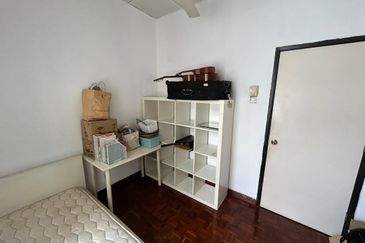 Subang Perdana Goodyear Court 9