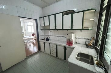 Subang Perdana Goodyear Court 9