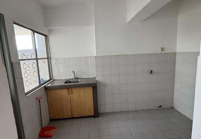 Danau Idaman Condominium