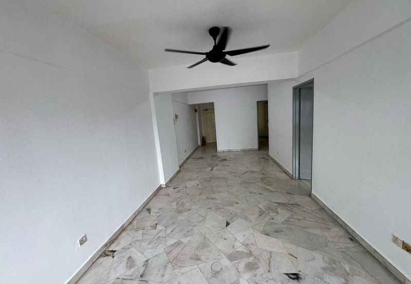 Danau Idaman Condominium