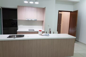 Royal Regent Sri Putramas III