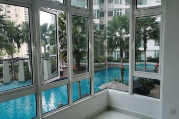 Royal Regent Sri Putramas III