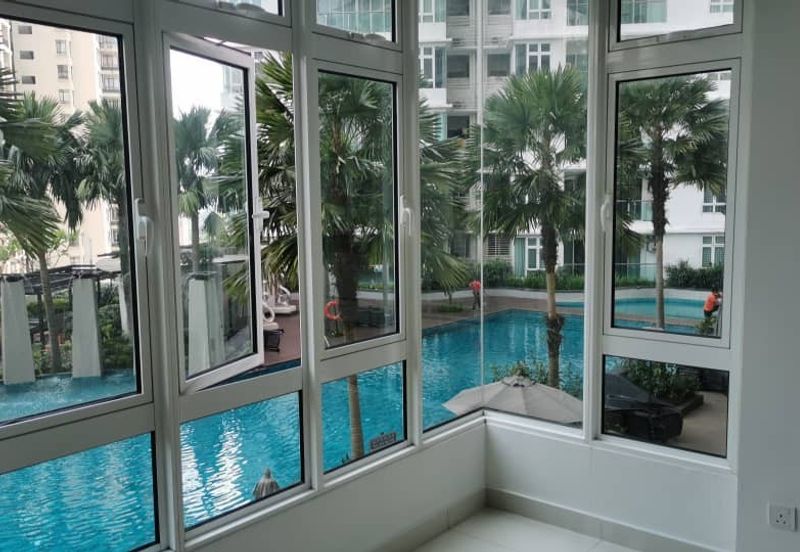 Royal Regent Sri Putramas III