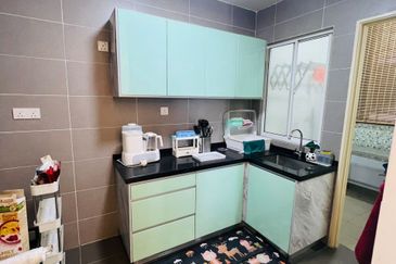 7 Tree Seven Residence